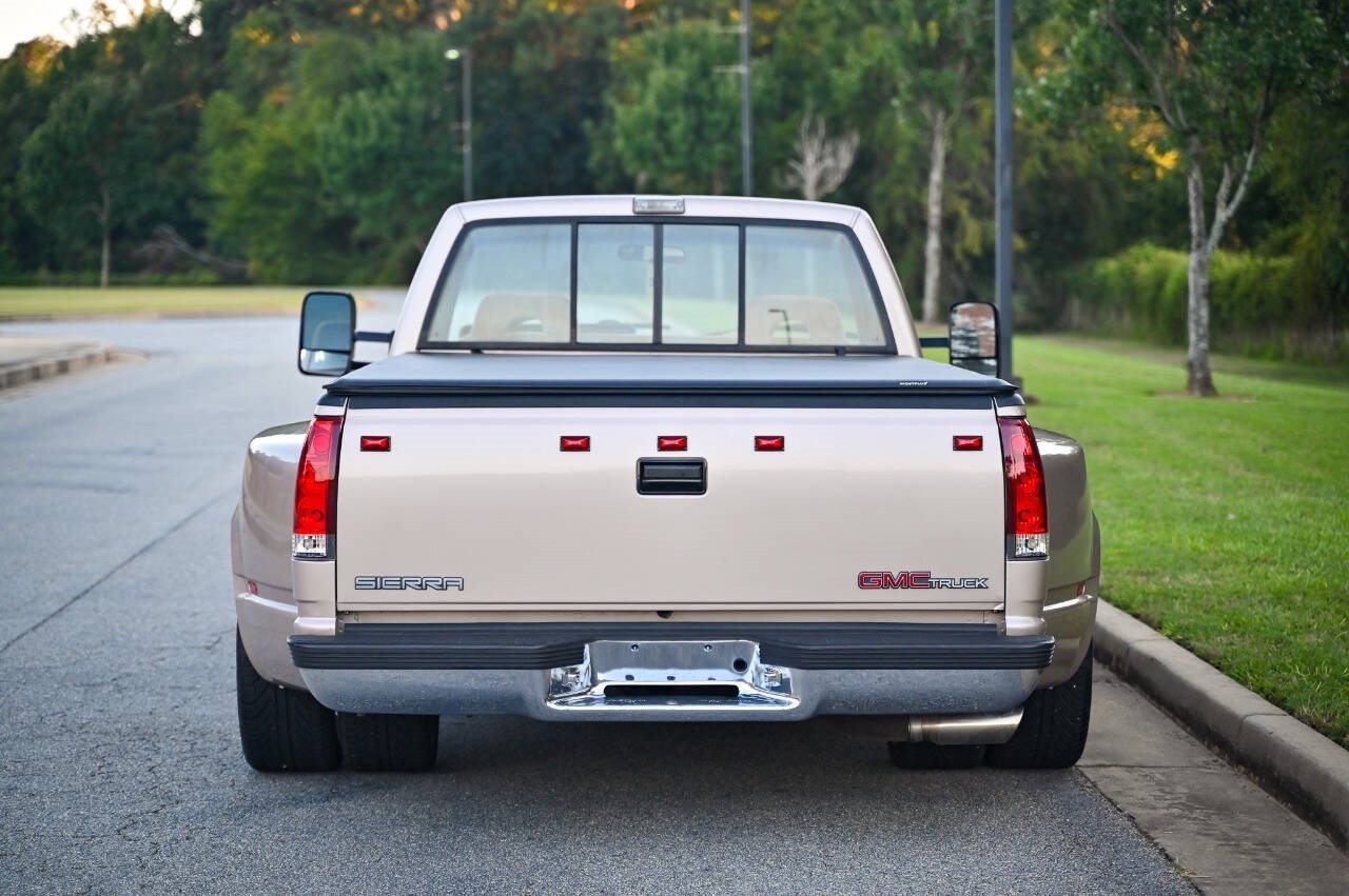 GMC-Sierra-3500-1992-Pickup-Truck-19