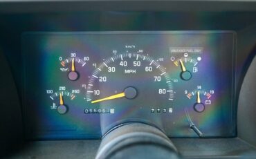 GMC-Sierra-3500-1992-Pickup-Truck-3
