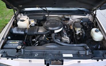 GMC-Sierra-3500-1992-Pickup-Truck-4