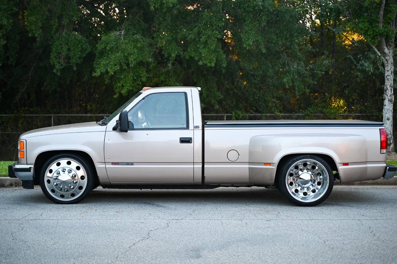 GMC-Sierra-3500-1992-Pickup-Truck-5
