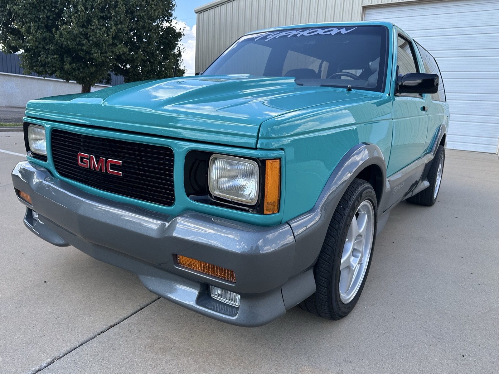 GMC-Typhoon-1993-15