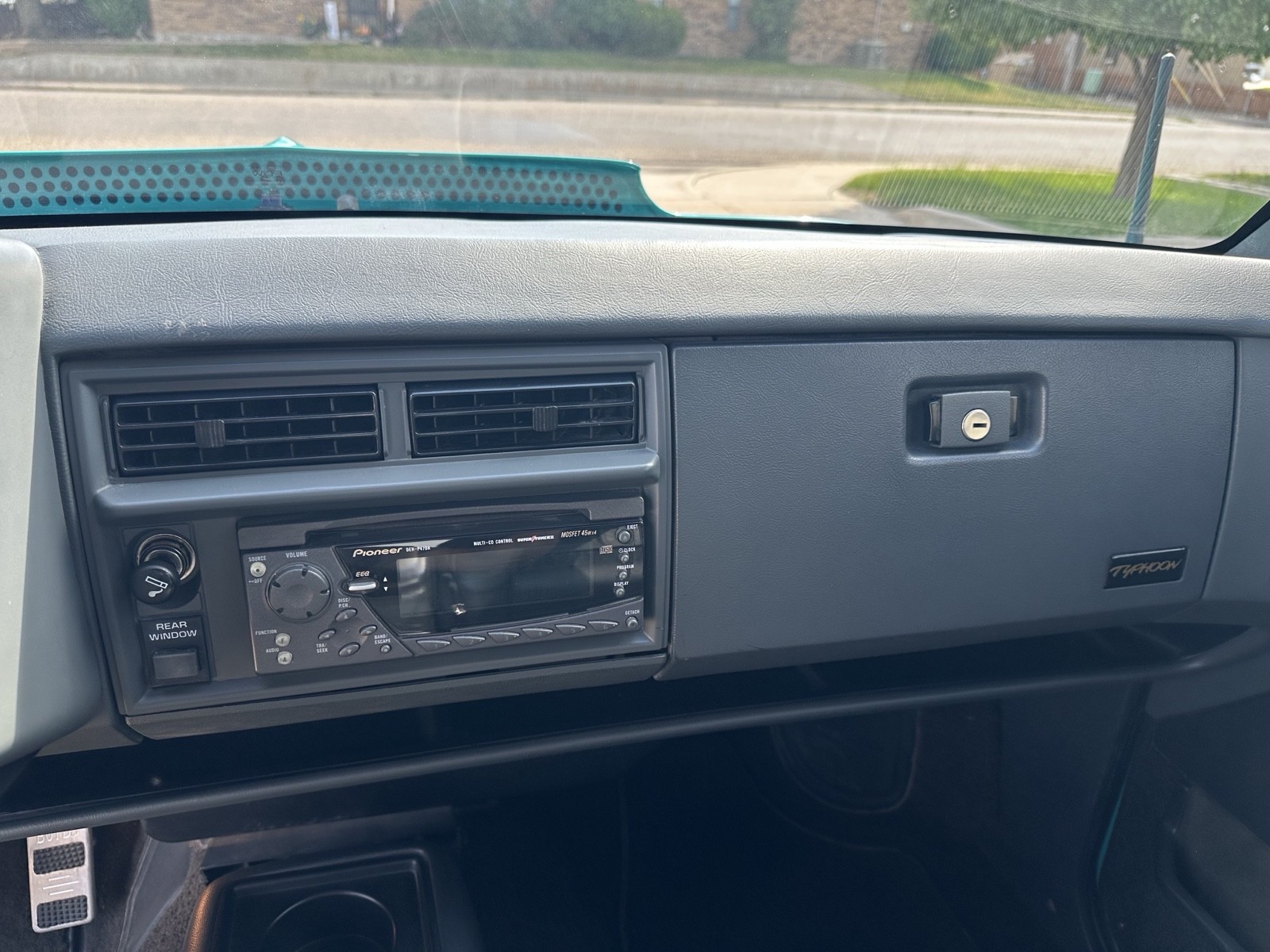 GMC-Typhoon-1993-23