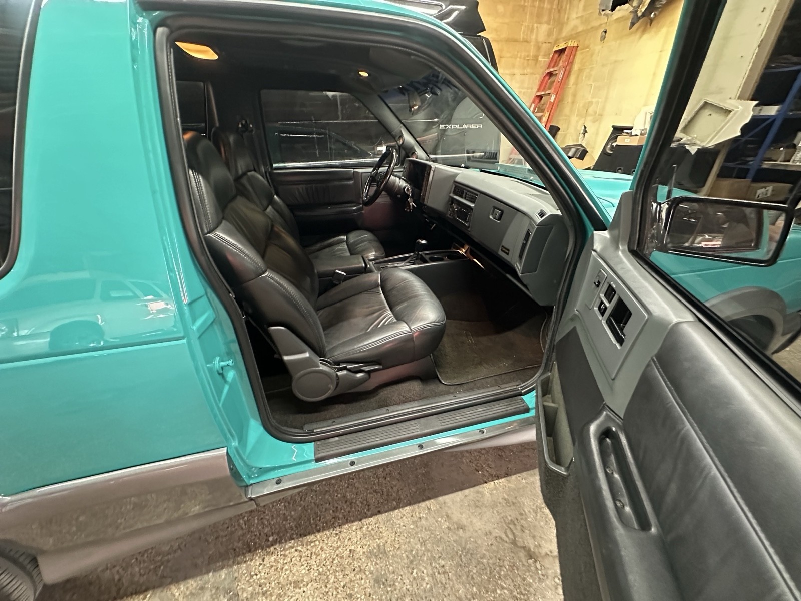 GMC-Typhoon-1993-31