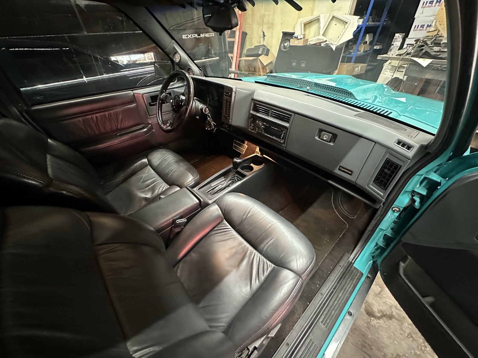 GMC-Typhoon-1993-33