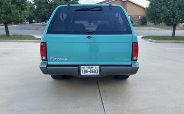 GMC-Typhoon-1993-6