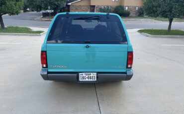 GMC-Typhoon-1993-7