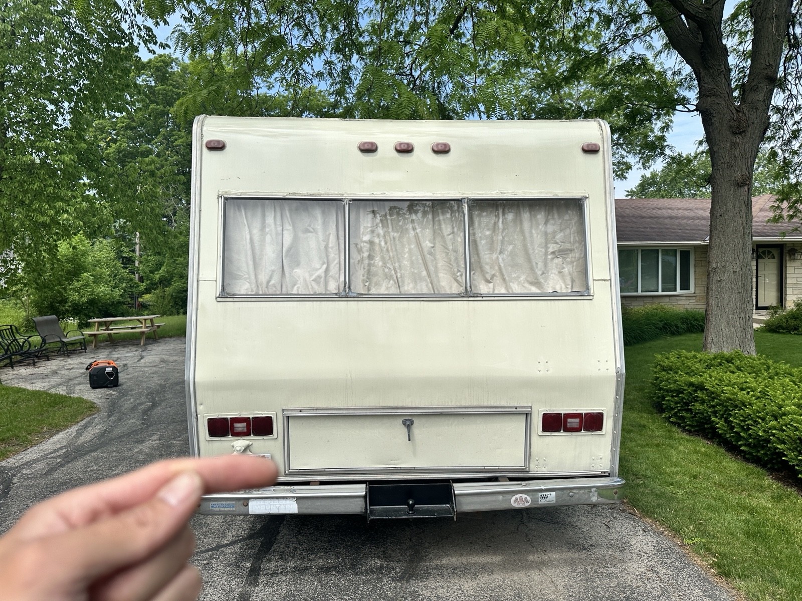 GMC-Vandura-1975-3