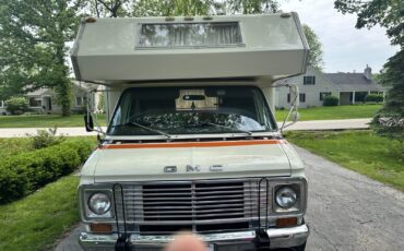 GMC-Vandura-1975-5