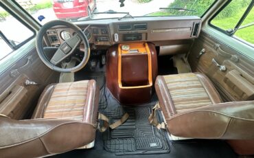GMC-Vandura-1975-7