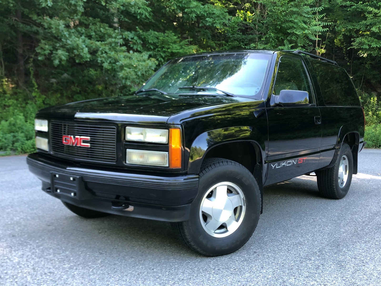 GMC-Yukon-1993-1