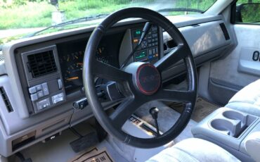 GMC-Yukon-1993-14