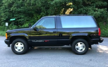 GMC-Yukon-1993-3