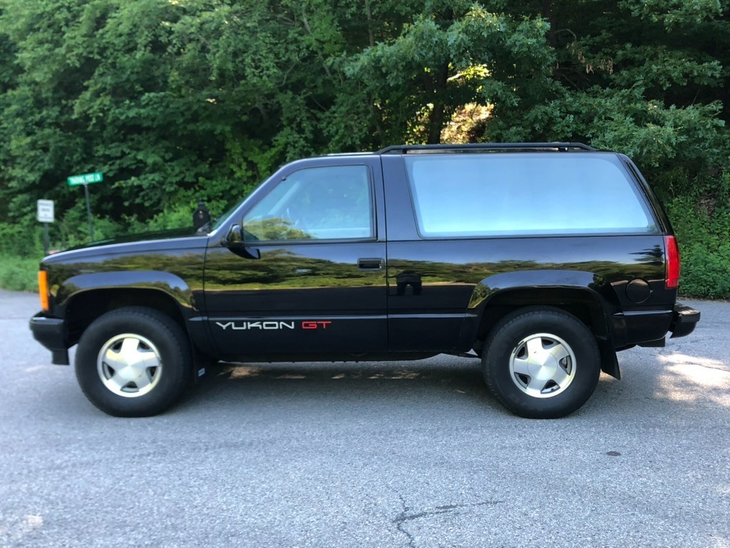 GMC-Yukon-1993-3