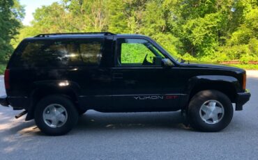 GMC-Yukon-1993-7