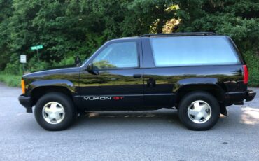 GMC-Yukon-1993-8