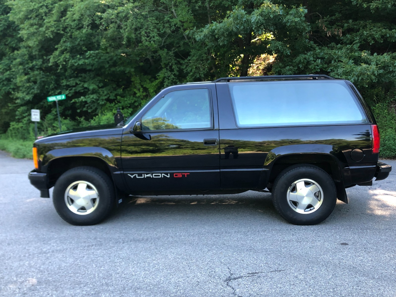 GMC-Yukon-1993-8