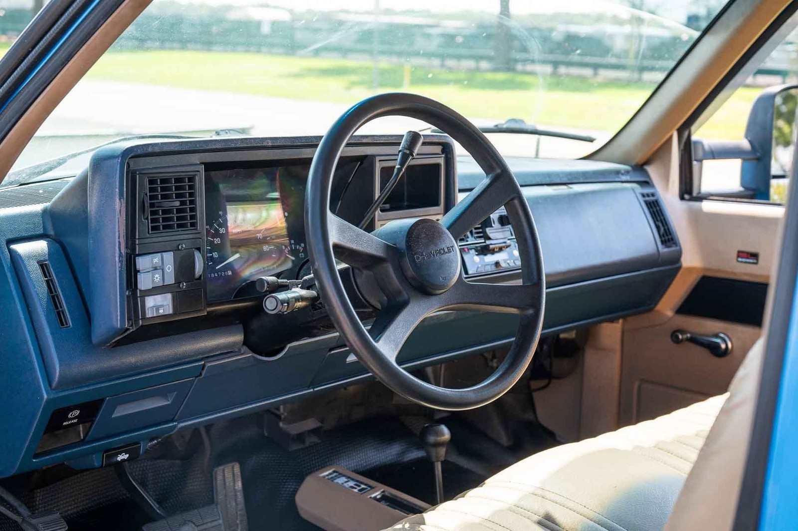 GMC-Yukon-SL-1992-2-Door-10