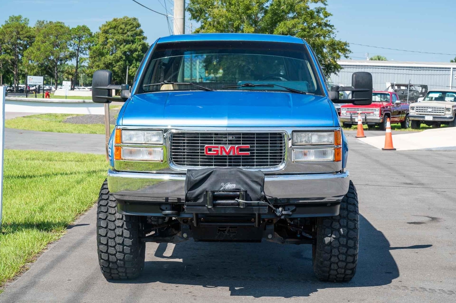 GMC-Yukon-SL-1992-2-Door-27