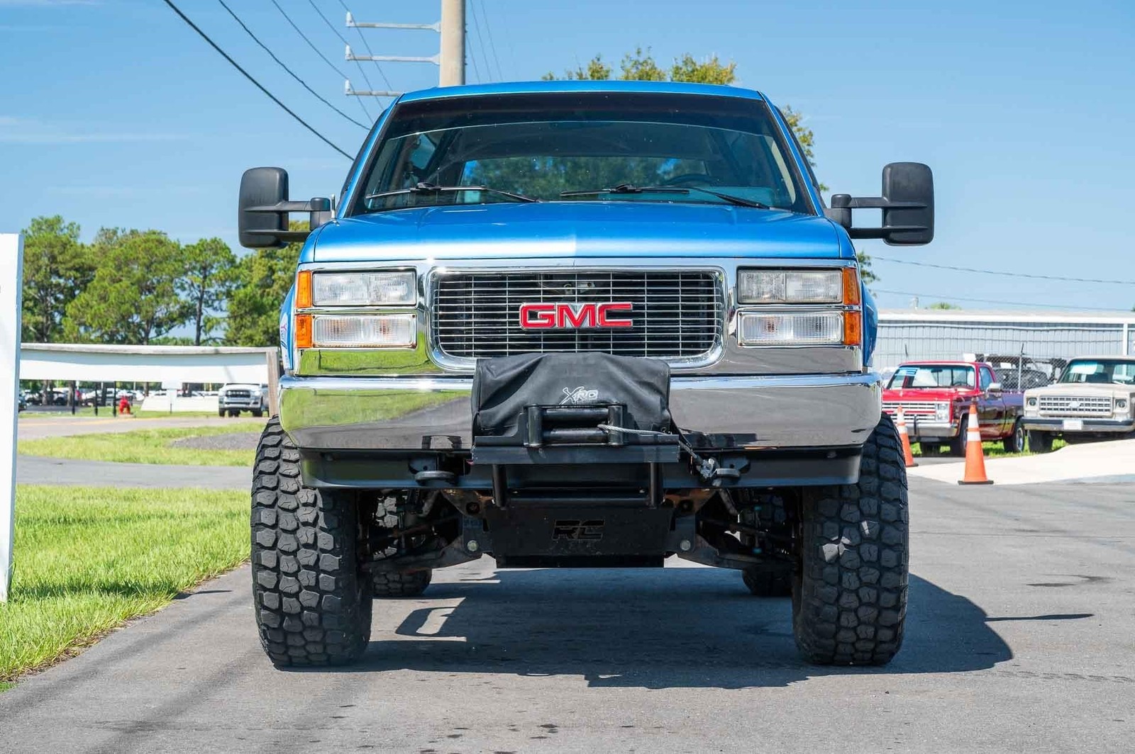 GMC-Yukon-SL-1992-2-Door-28