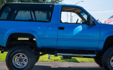 GMC-Yukon-SL-1992-2-Door-37