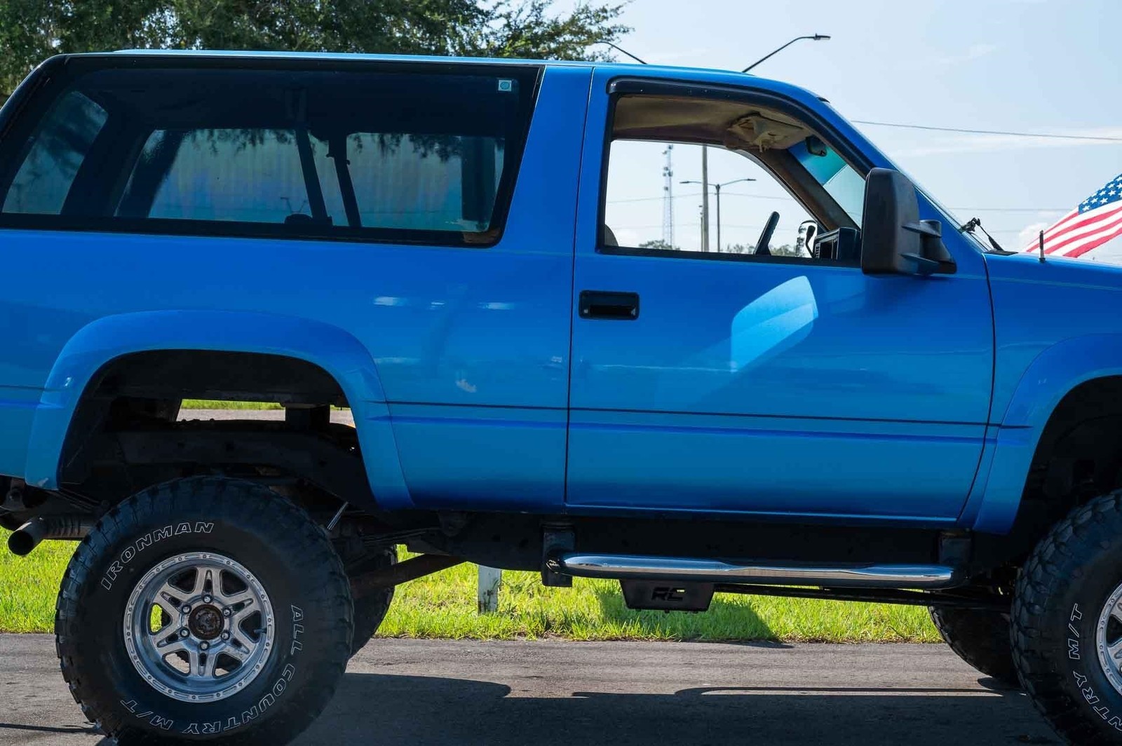GMC-Yukon-SL-1992-2-Door-37