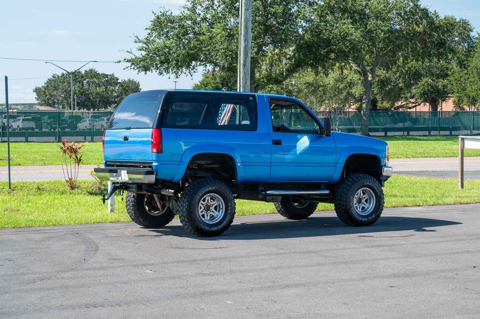 GMC-Yukon-SL-1992-2-Door-5