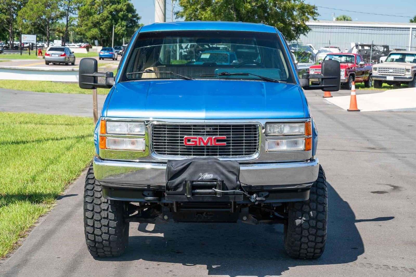 GMC-Yukon-SL-1992-2-Door-9