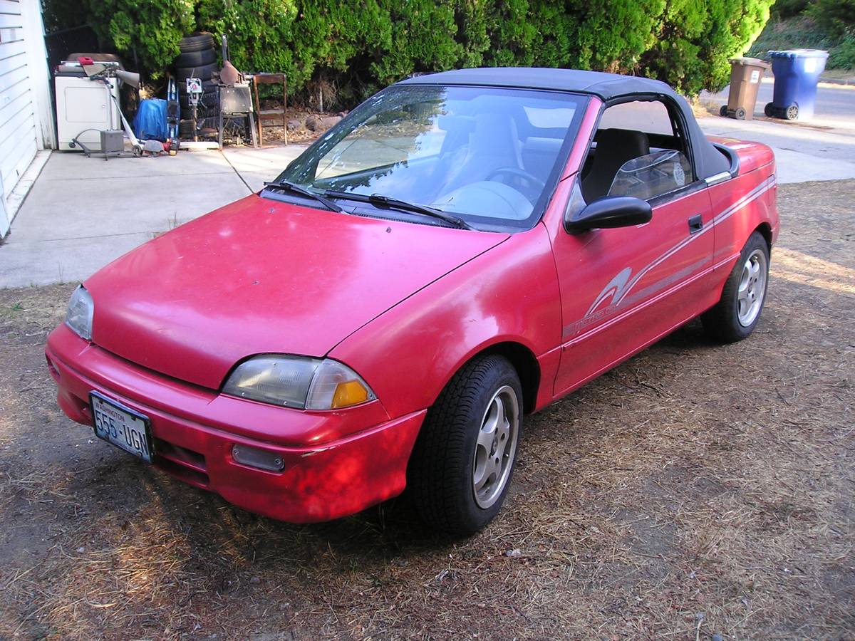 Geo-metro-1992-red
