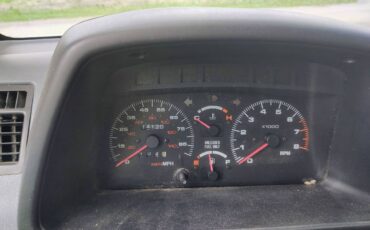 Geo-tracker-1990-white-4
