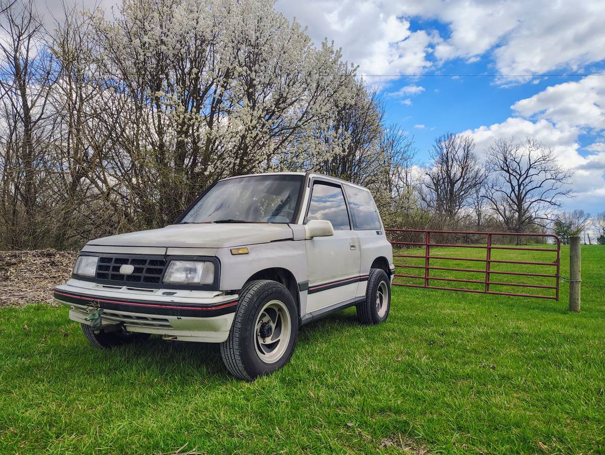 Geo-tracker-1990-white-6