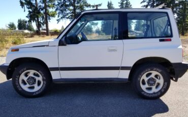 Geo-tracker-1995-white