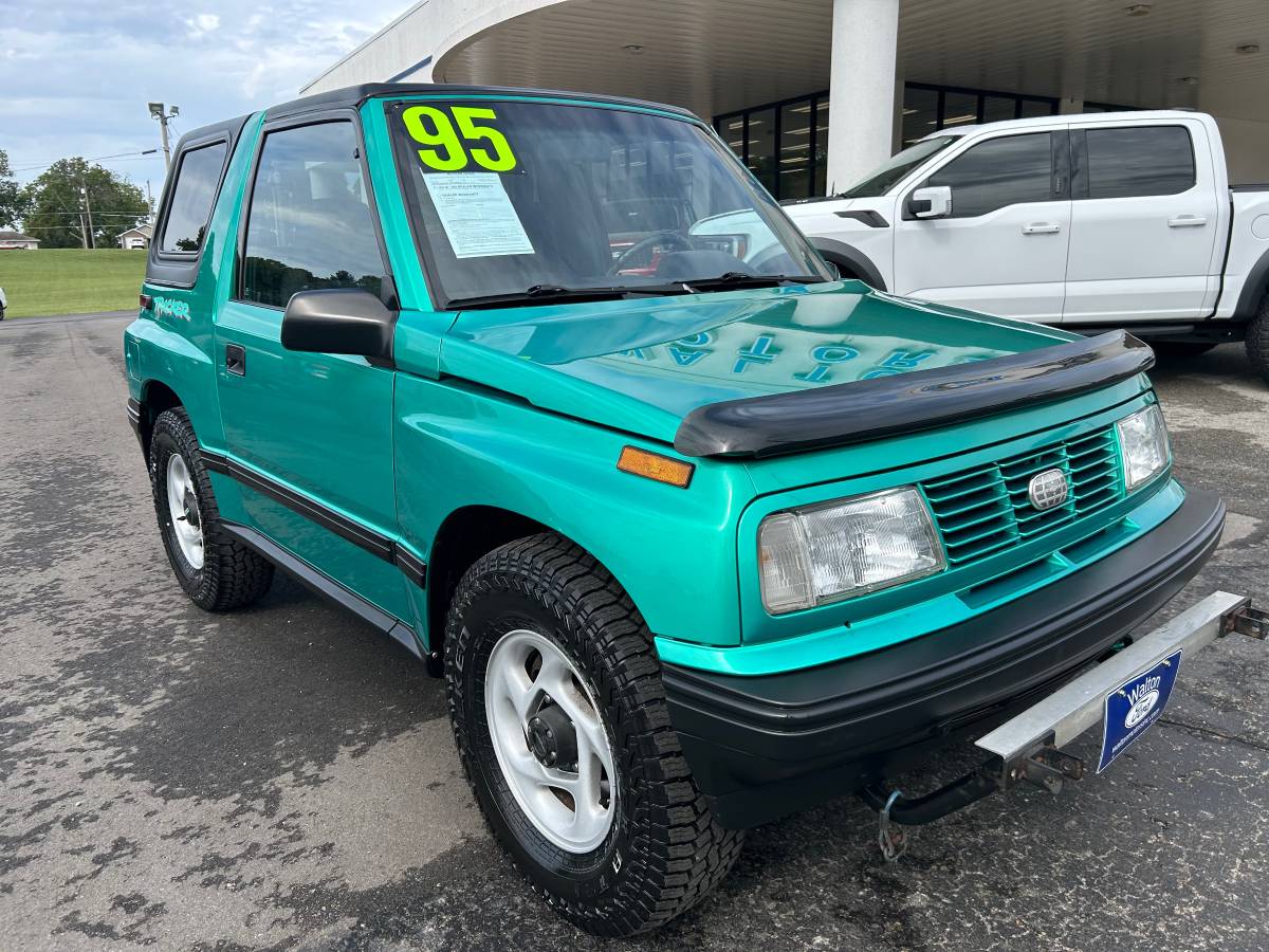 Geo-tracker-1995