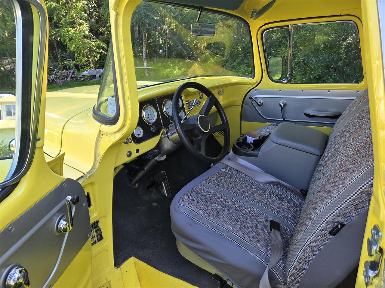 Gmc-100-1955-Yellow-Grey-7