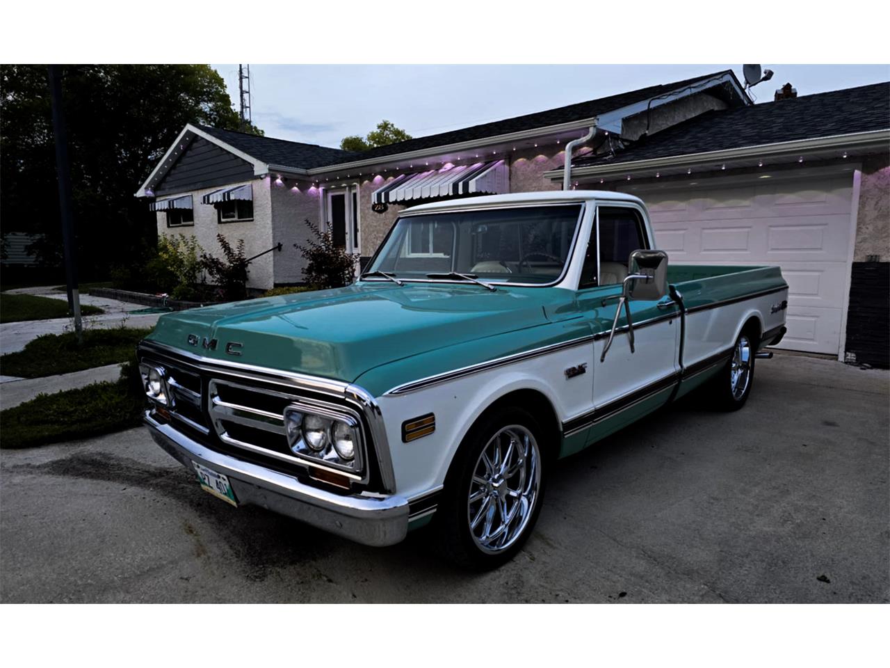 Gmc-12-ton-pickup-1971-tealwhite-white