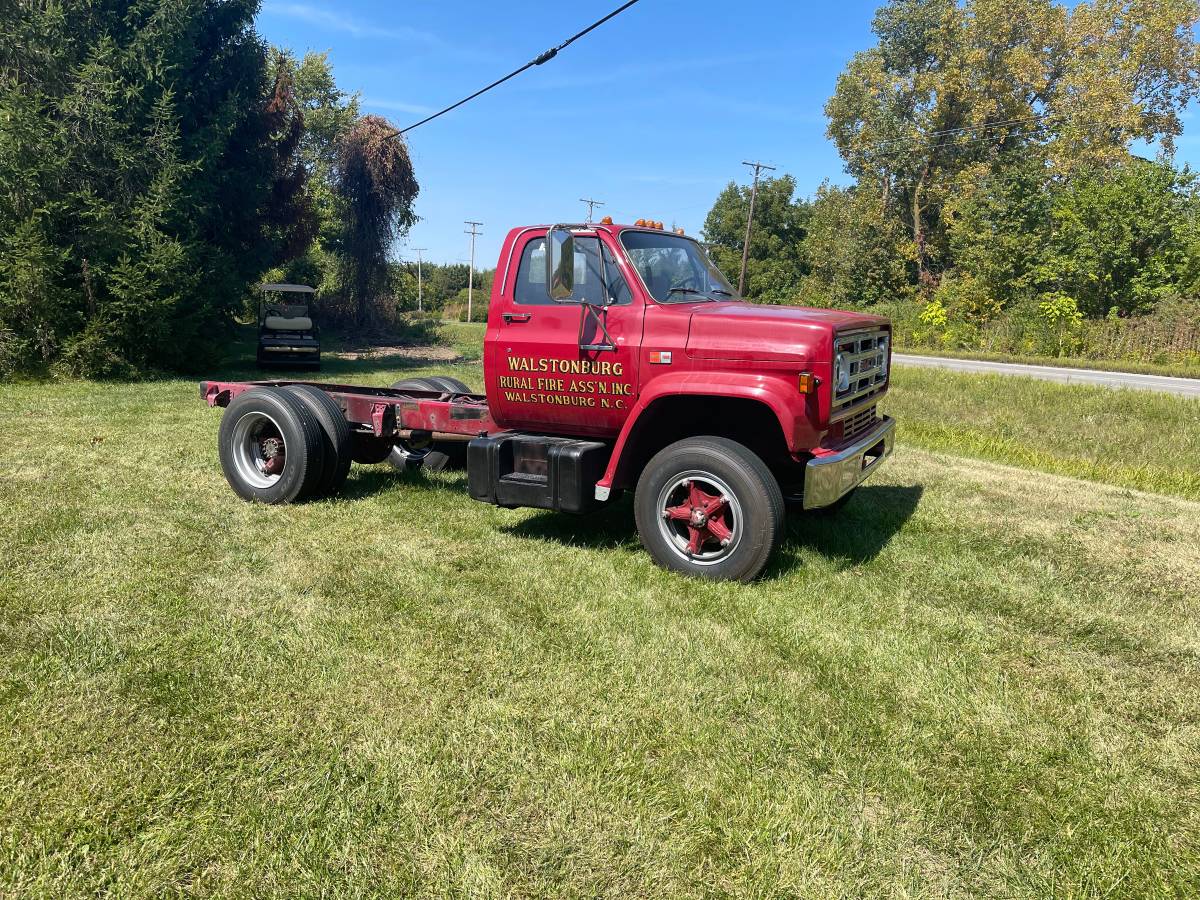Gmc-1984-red-2