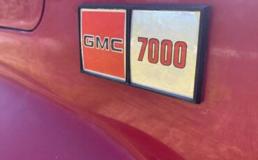 Gmc-1984-red-5