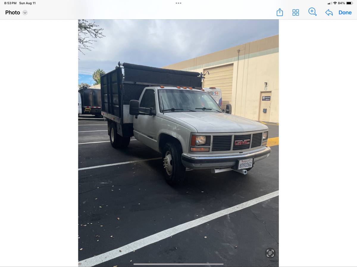 Gmc-1989-white-12