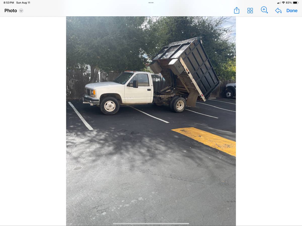 Gmc-1989-white-8