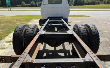 Gmc-7000-1988-white-12