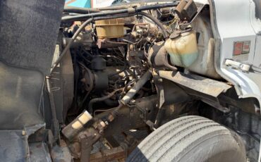Gmc-7000-1988-white-14