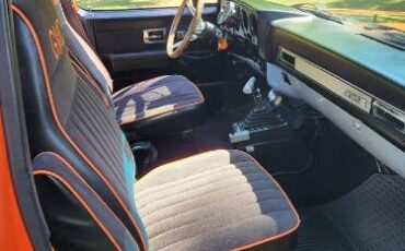 Gmc-C10-1983-OrangeBlack-Stripes-1