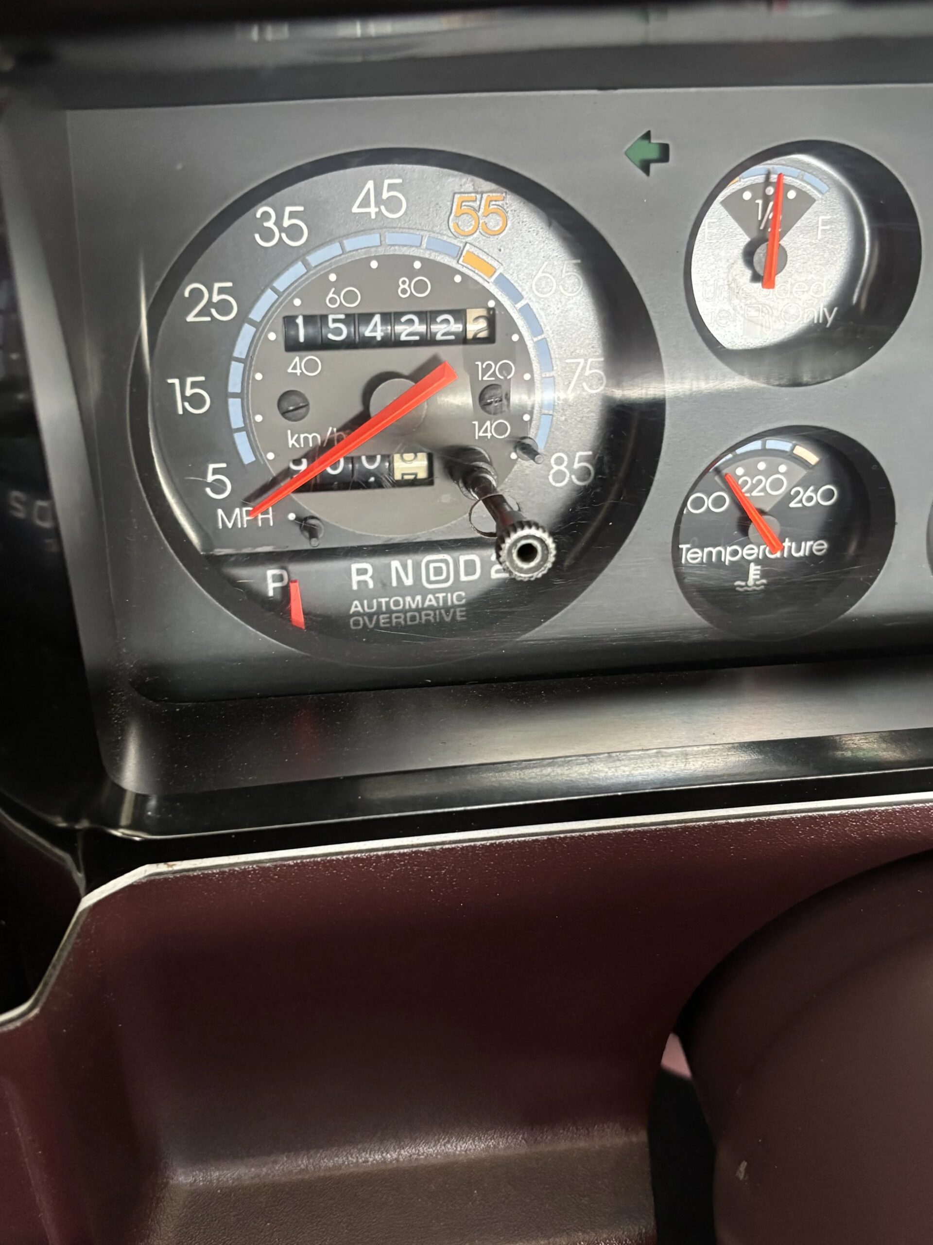 Gmc-Caballero-1987-Black-Burgundy-5