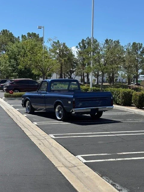 Gmc-Ck-1500-1970-Blue-Brown-9