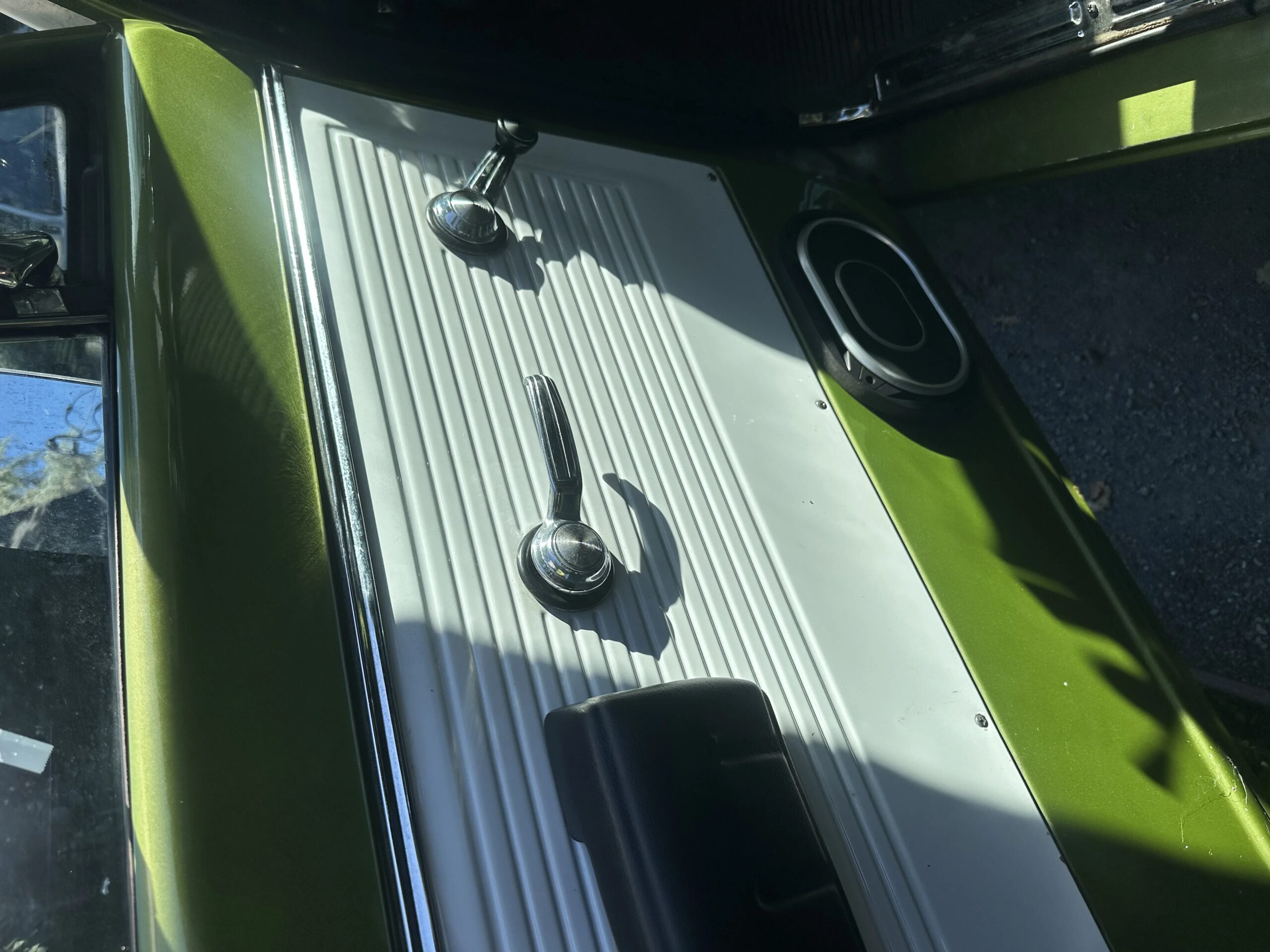 Gmc-Ck-2500-1971-Green-Tan-8