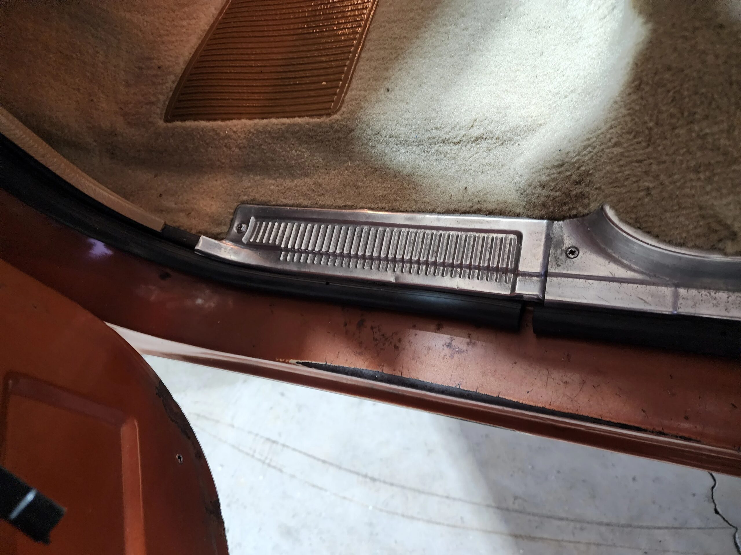 Gmc-Ck-2500-1980-Brown-Beige-29