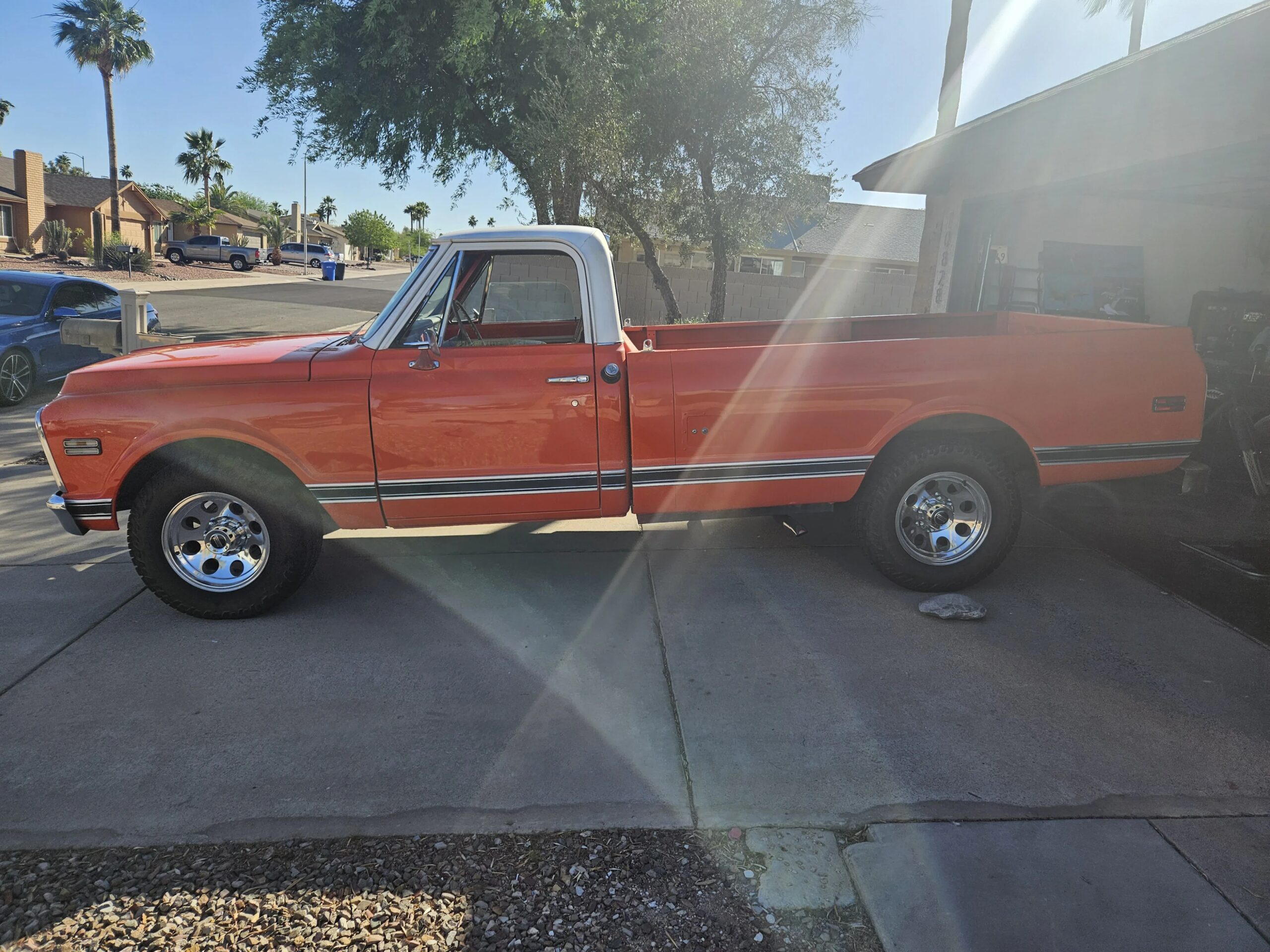 Gmc-Ck-3500-1972-Orange-Beige-13