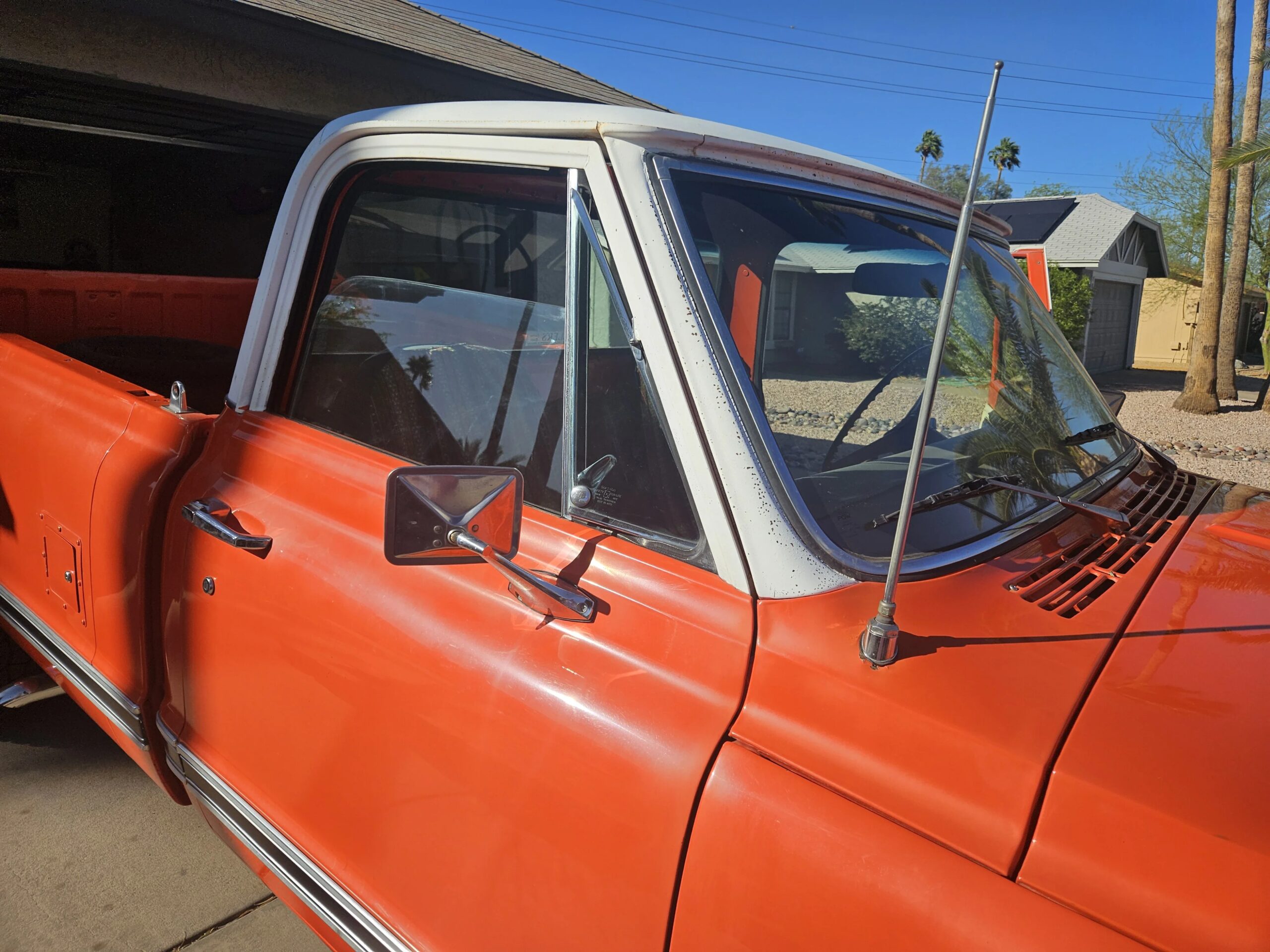 Gmc-Ck-3500-1972-Orange-Beige-4