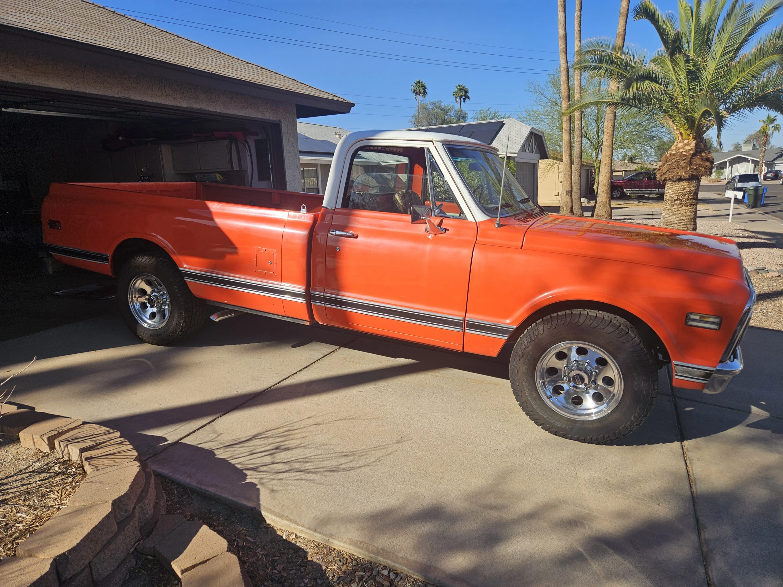 Gmc-Ck-3500-1972-Orange-Beige-7