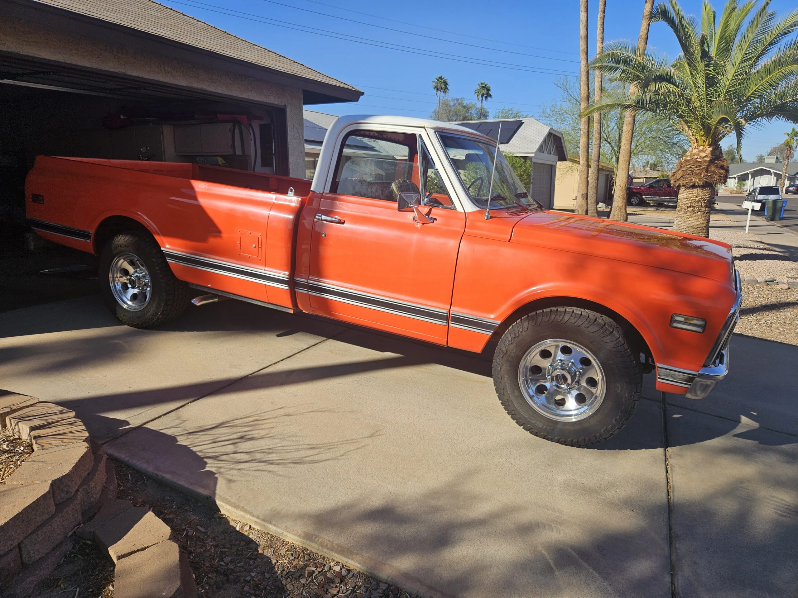 Gmc-Ck-3500-1972-Orange-Beige
