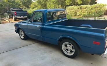Gmc-Custom-1968-Blue-Blue-7
